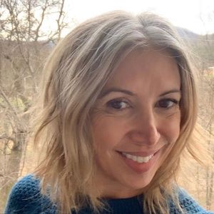 Meet your Posher, Deb